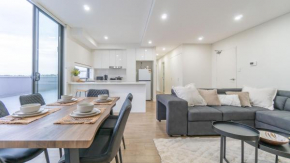 Central Canterbury Charm Sky View Free Parking, Sydney